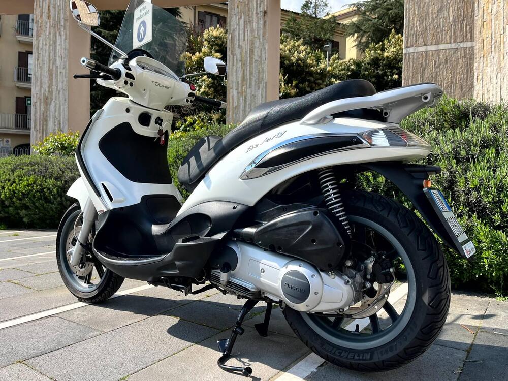 Piaggio Beverly 300 i.e. (2010 - 16) (11)