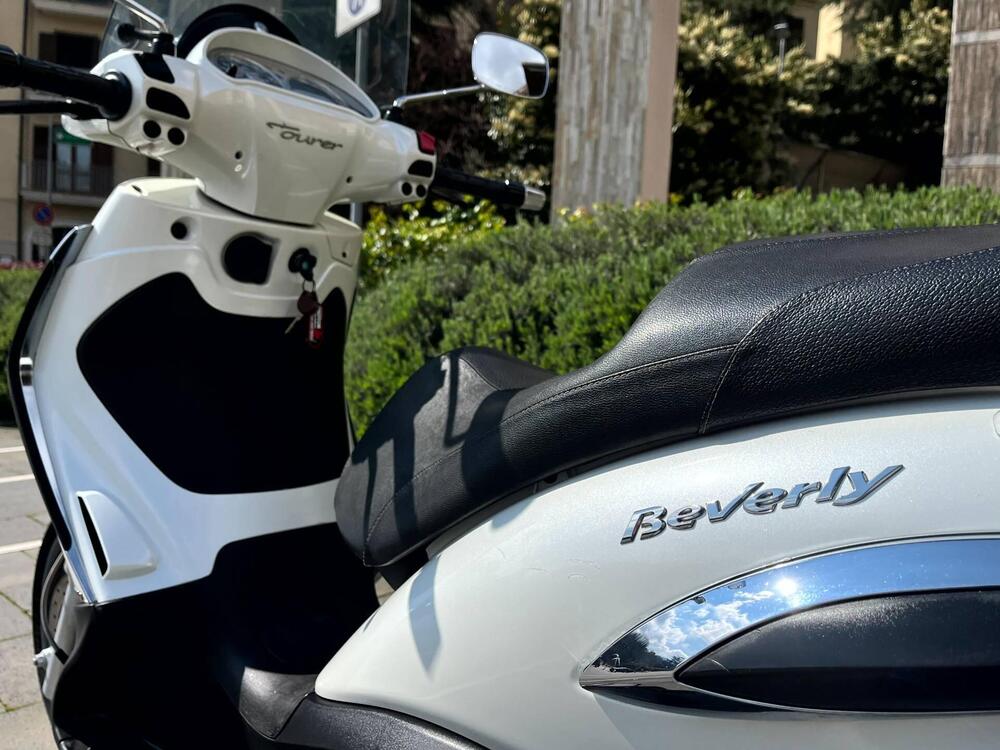 Piaggio Beverly 300 i.e. (2010 - 16) (12)