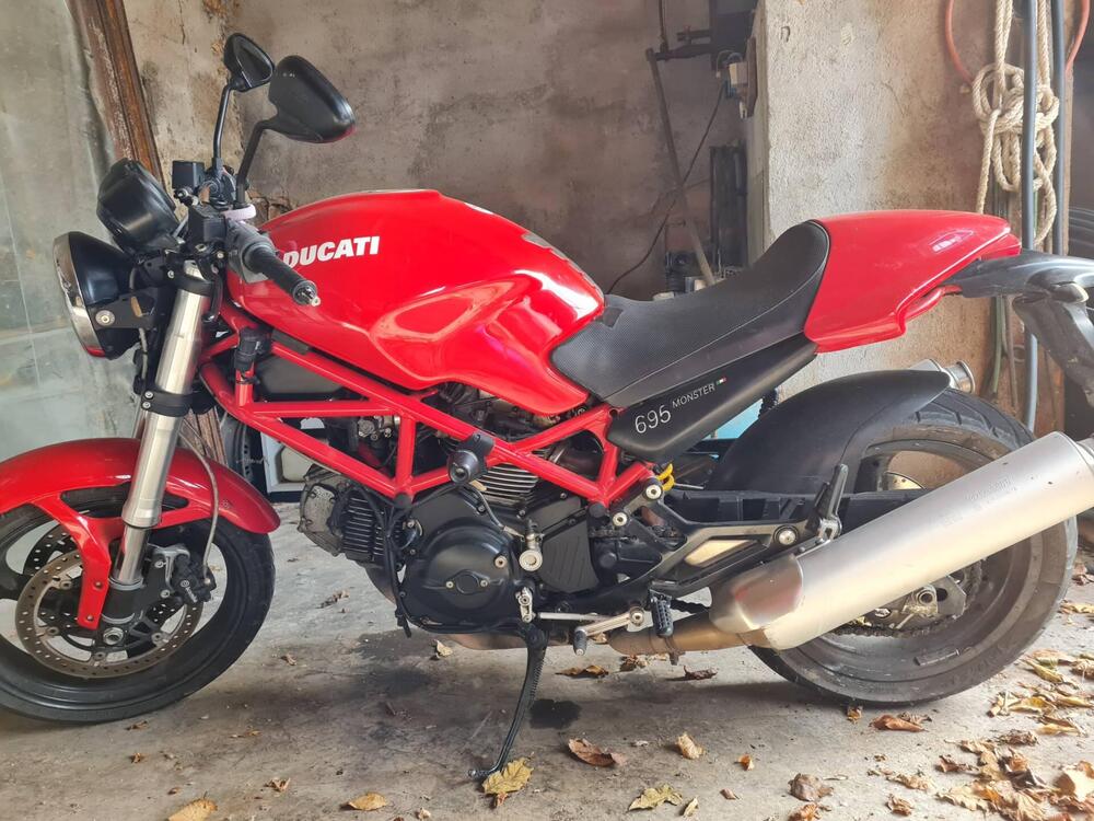 Ducati Monster 695 (2006 - 08) (3)