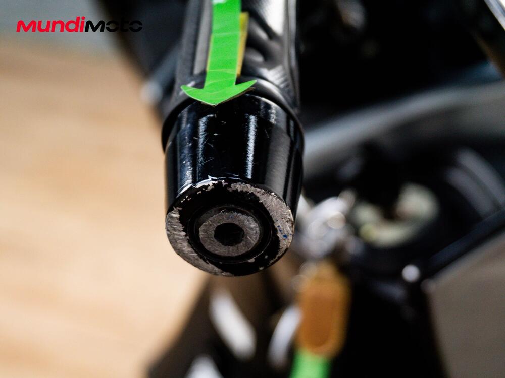 Kawasaki J 300 ABS (2014 - 16) (13)