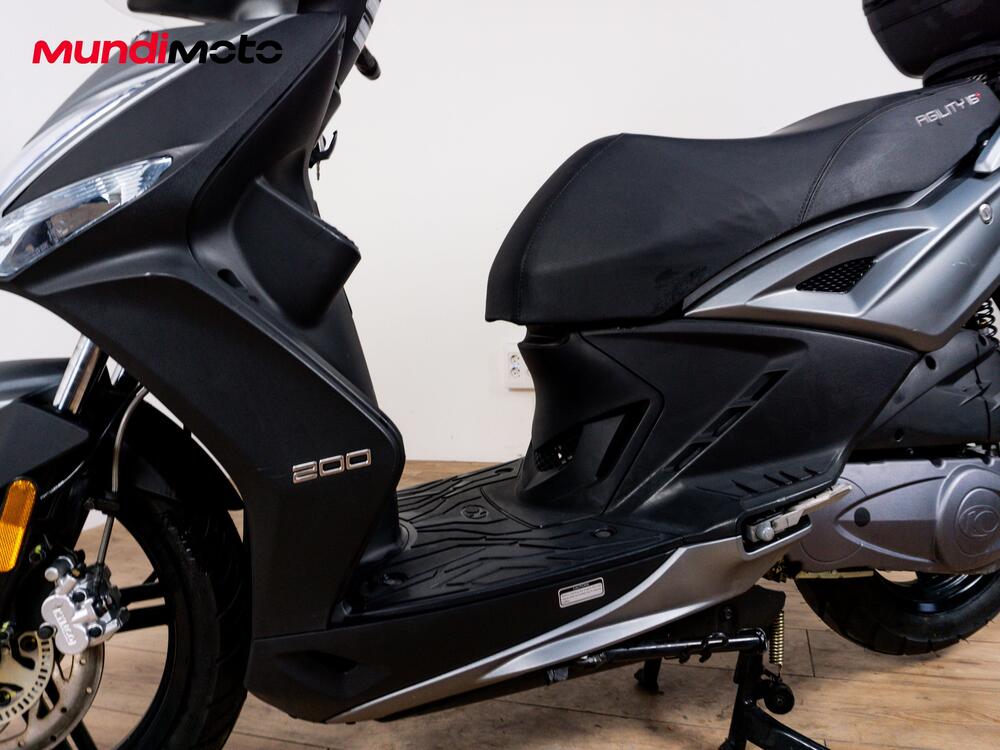 Kymco Agility 200i R16 + (2014 - 17) (9)