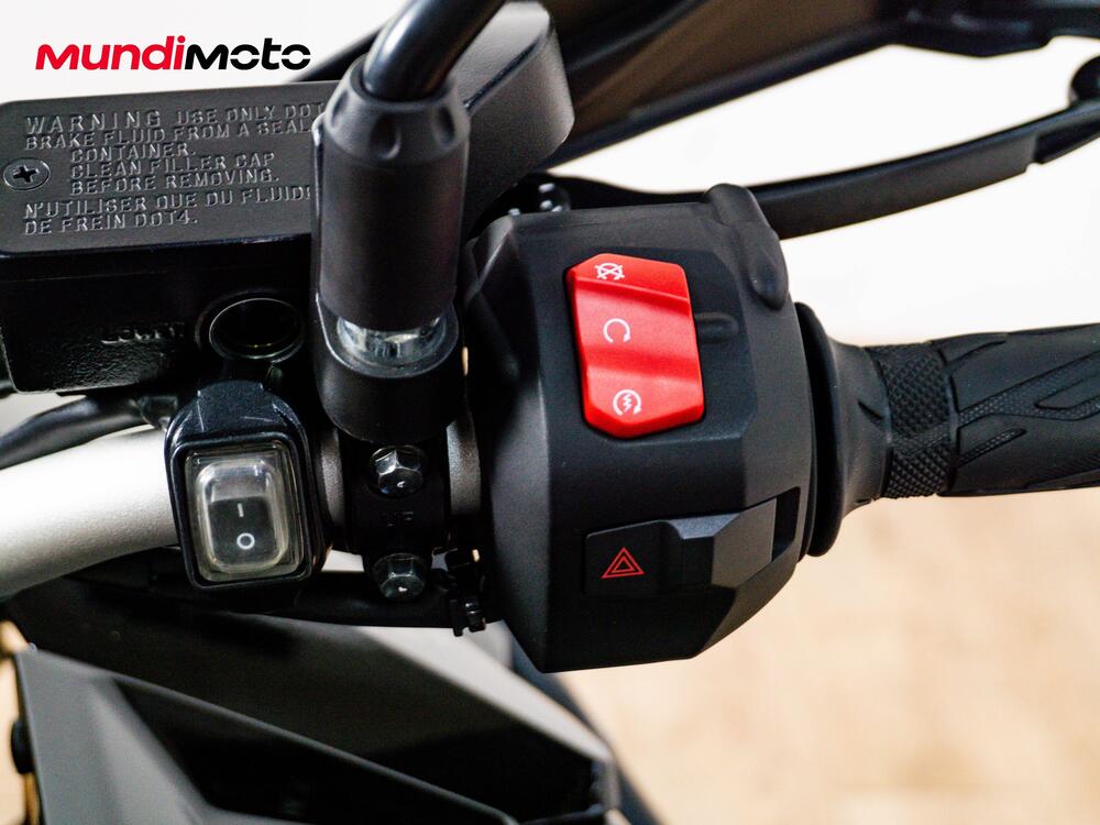 Suzuki V-Strom 800DE (2025 - 26) (16)