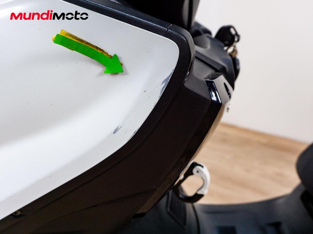 Sym Joymax 300 i ABS (2012 - 18) (15)