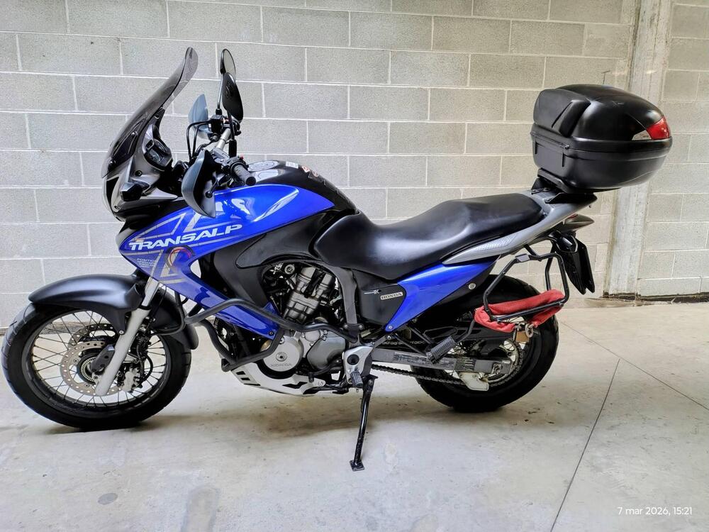 Honda Transalp XL 700 V ABS (2007 - 2013) (6)