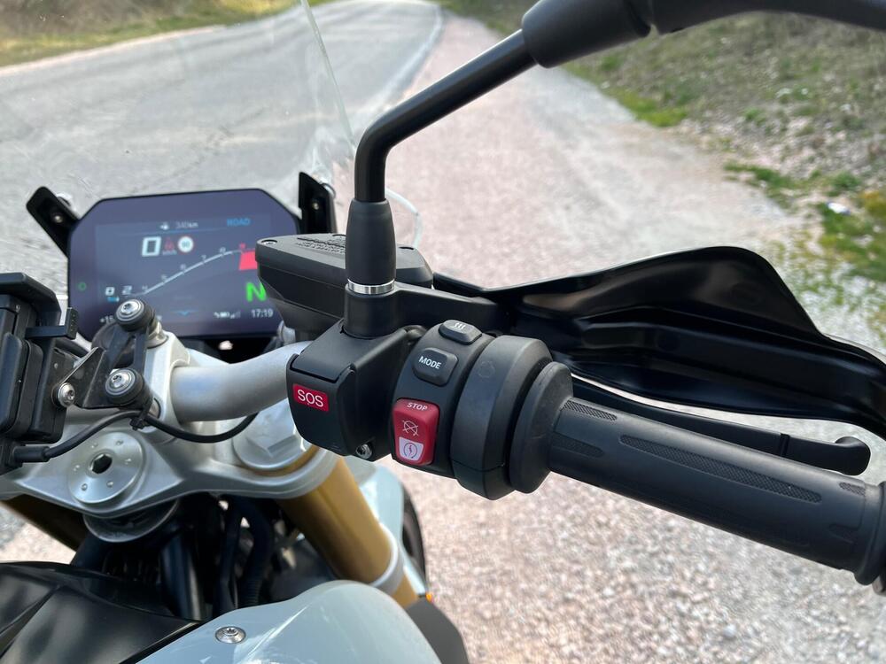 Bmw R 1250 R (2021 - 25) (4)