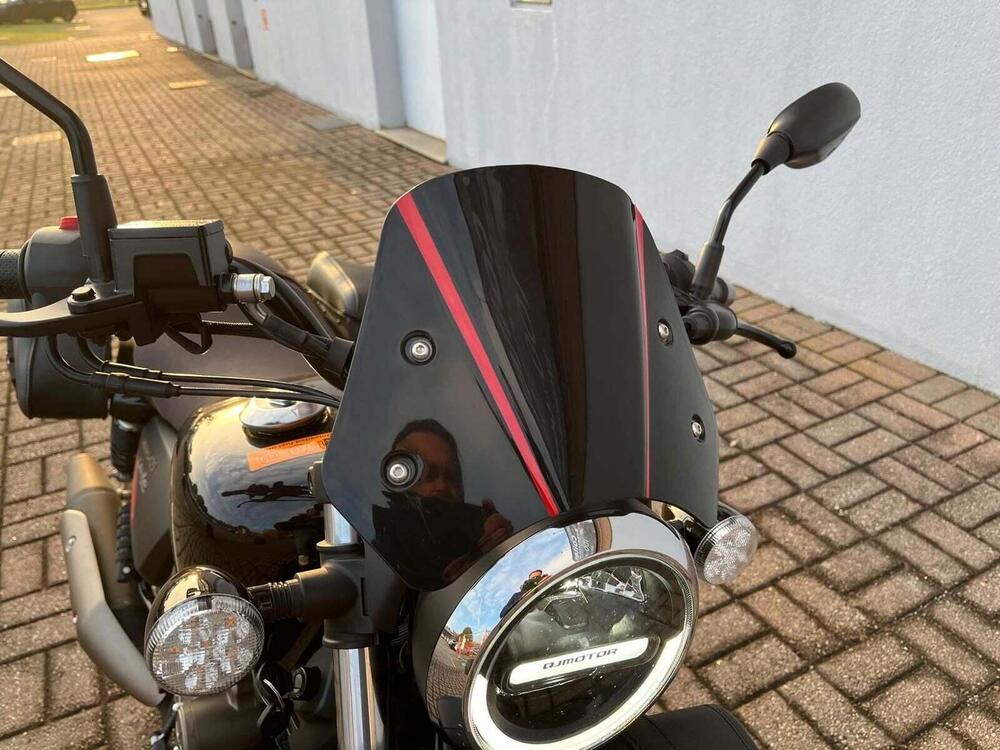 QJ Motor SRV 125 (2025 - 26) (9)