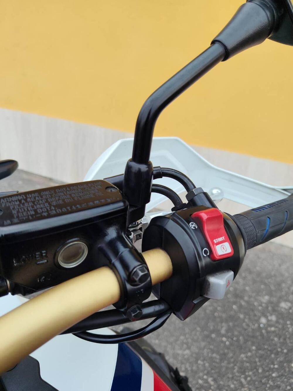 Honda Africa Twin CRF 1000L (2016 - 17) (4)