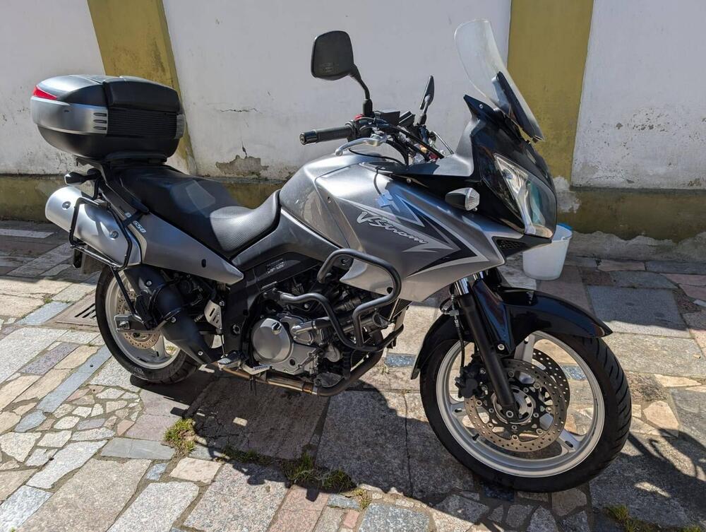 Suzuki V-Strom 650 (2008 - 11) (4)