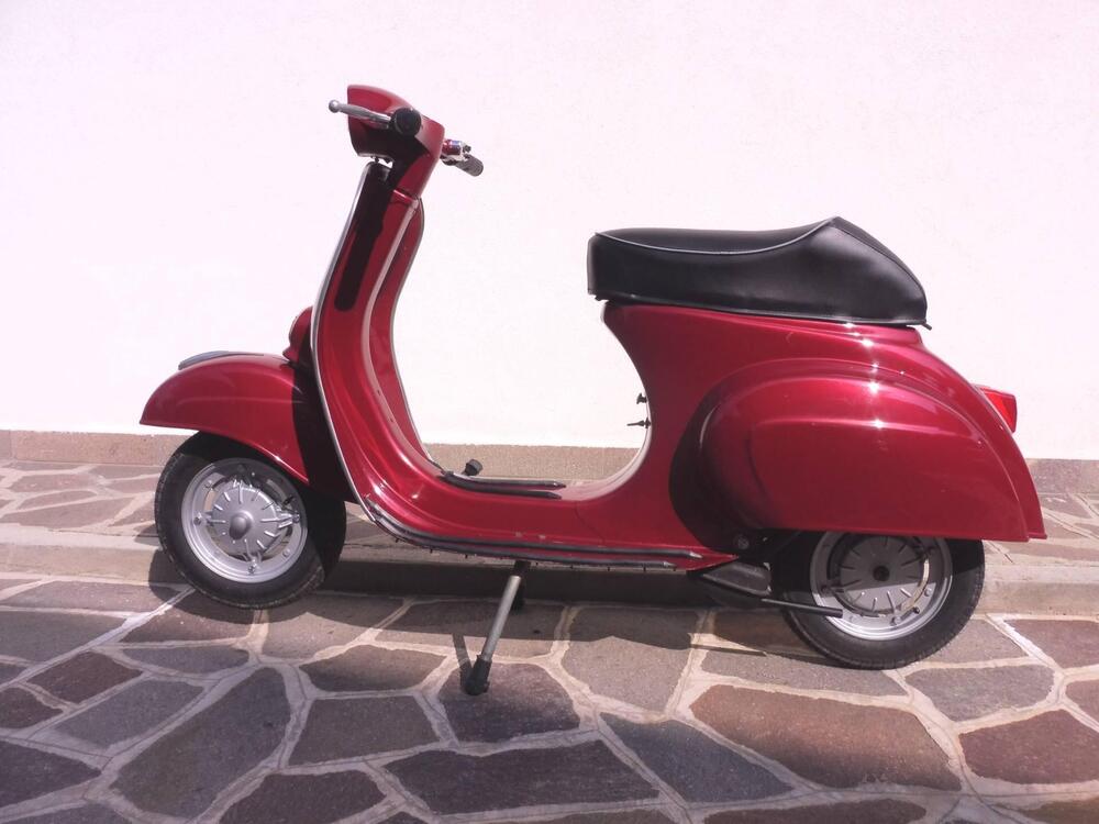 Piaggio Vespa 50 R (2)