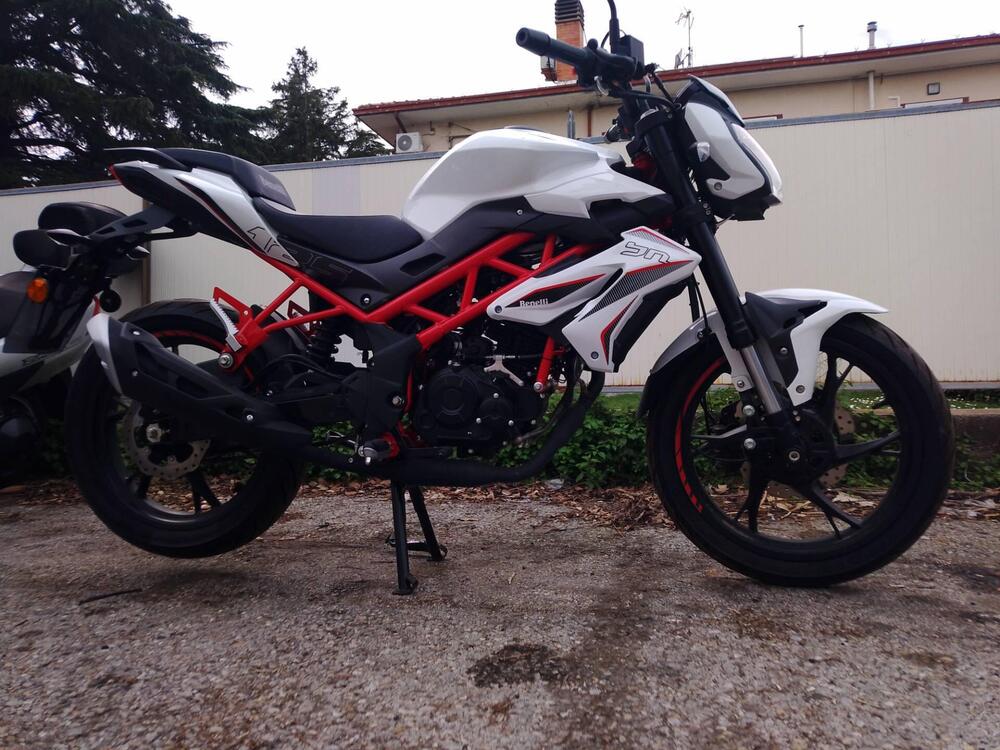 Benelli BN 125 (2021 - 25) (4)