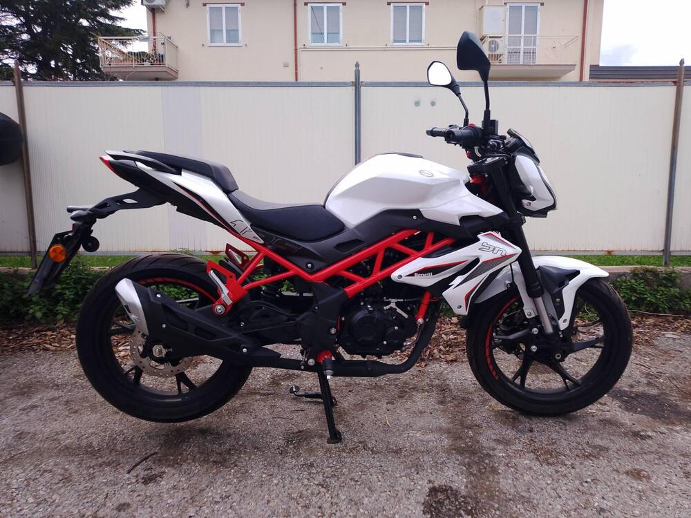 Benelli BN 125 (2021 - 25) (5)