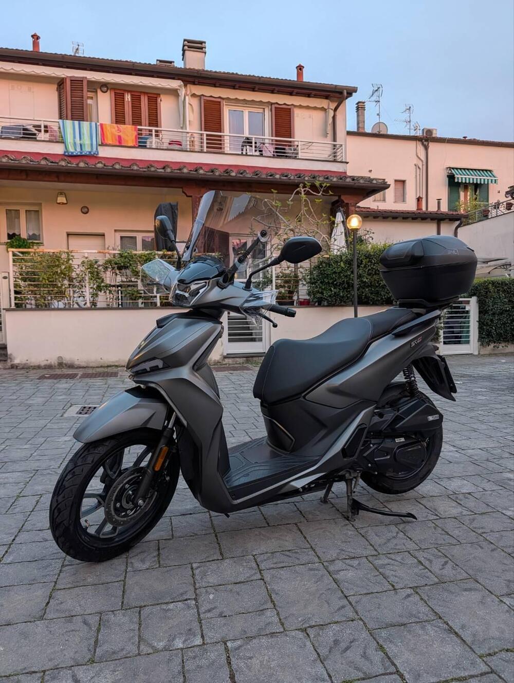 Voge Sfida SR16 125 (2025 - 26) (6)