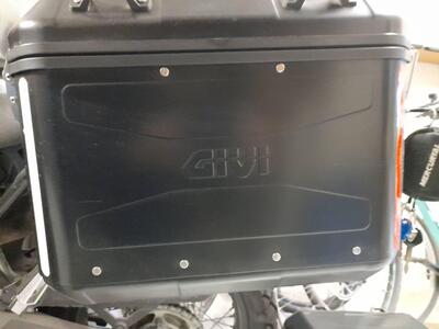 Coppia borse rigide GIVI trekker dolomiti