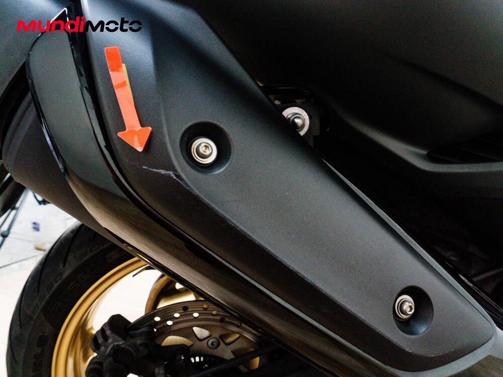 Yamaha T-Max 560 Tech Max (2020) (13)