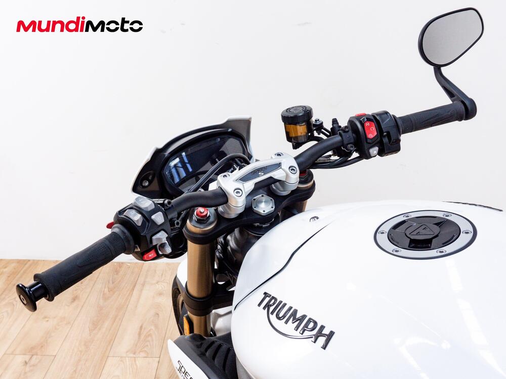 Triumph Speed Triple 1050 S ABS (2016 - 17) (11)