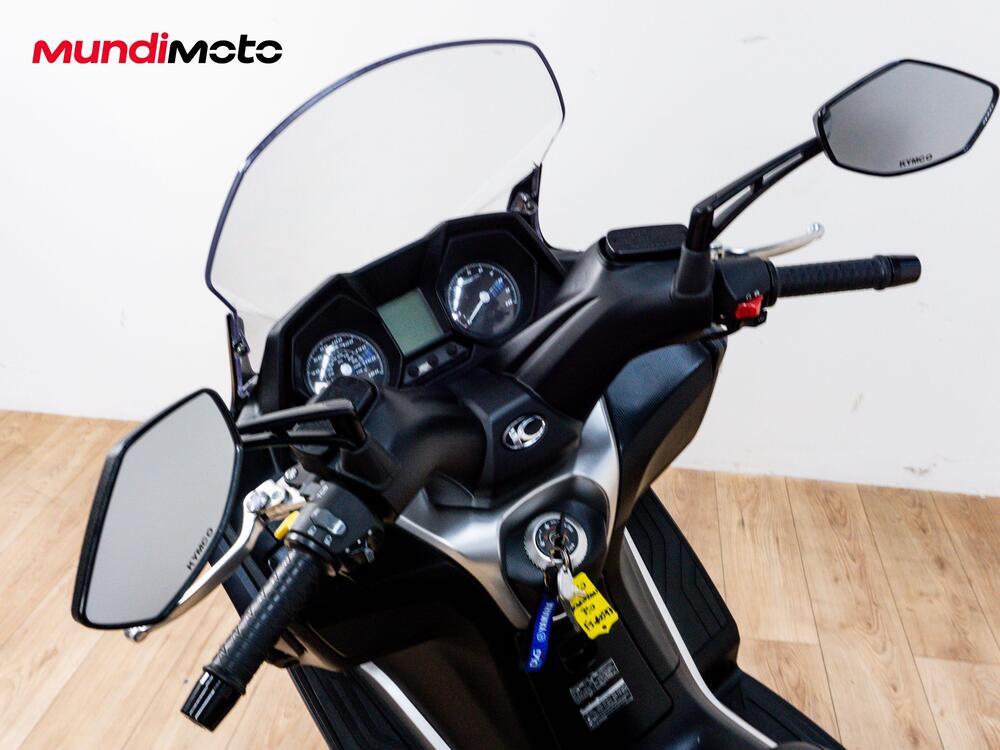 Kymco Downtown 350i TCS (2021 - 25) (11)