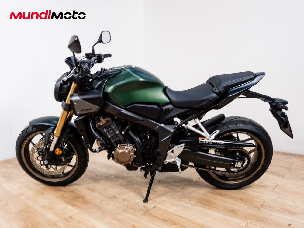 Honda CB 650 R E-Clutch (2024 - 26) (6)