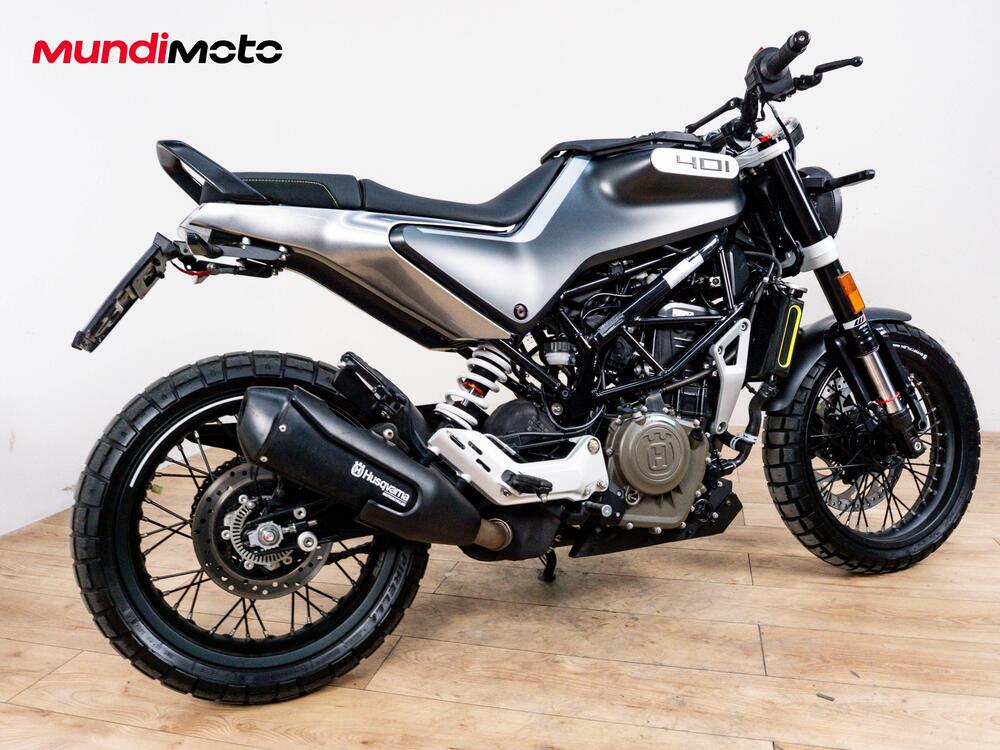 Husqvarna Svartpilen 401 (2018 - 19) (3)