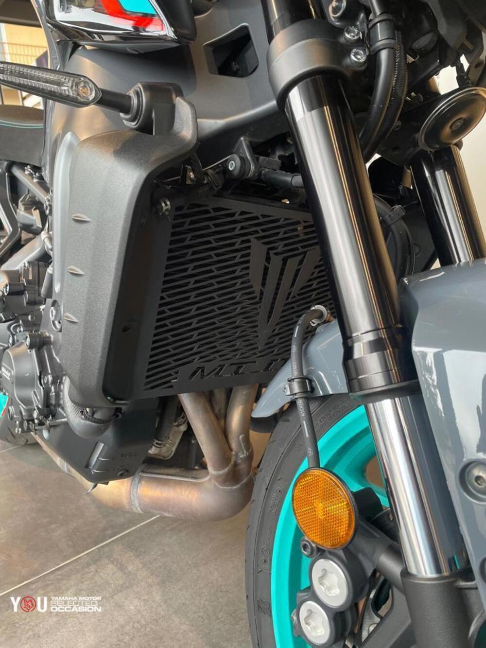 Yamaha MT-09 (2021 - 23) (3)