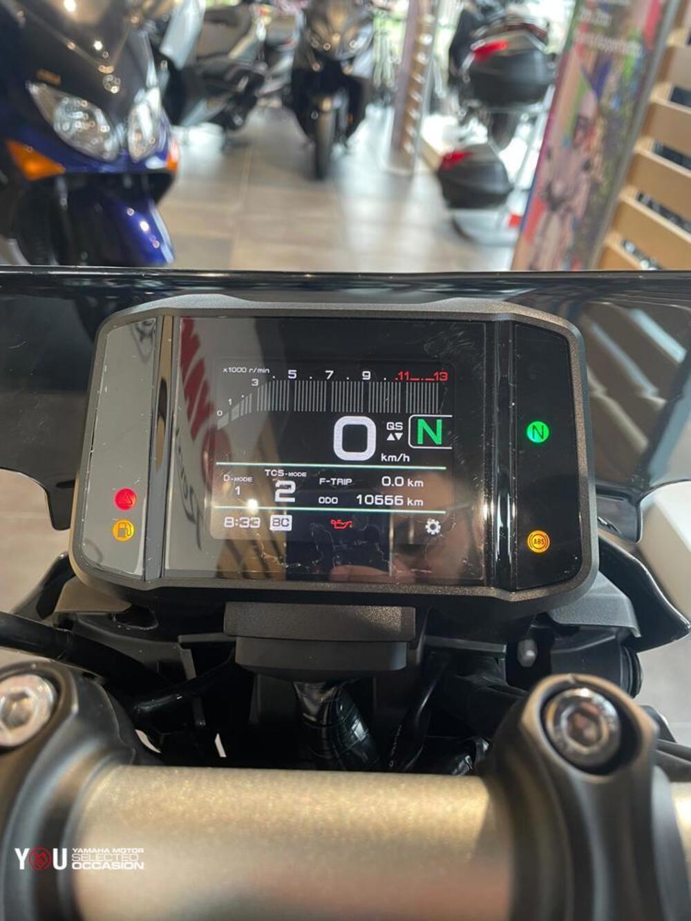 Yamaha MT-09 (2021 - 23) (10)