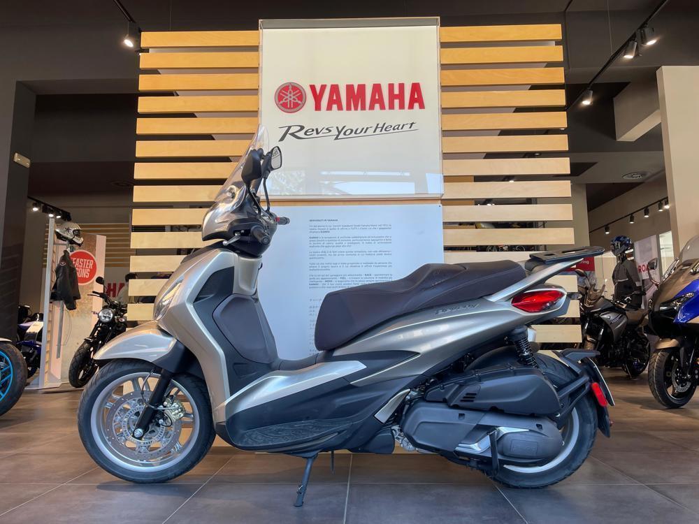 Piaggio Beverly 400 ABS-ASR (2021 - 24) (5)