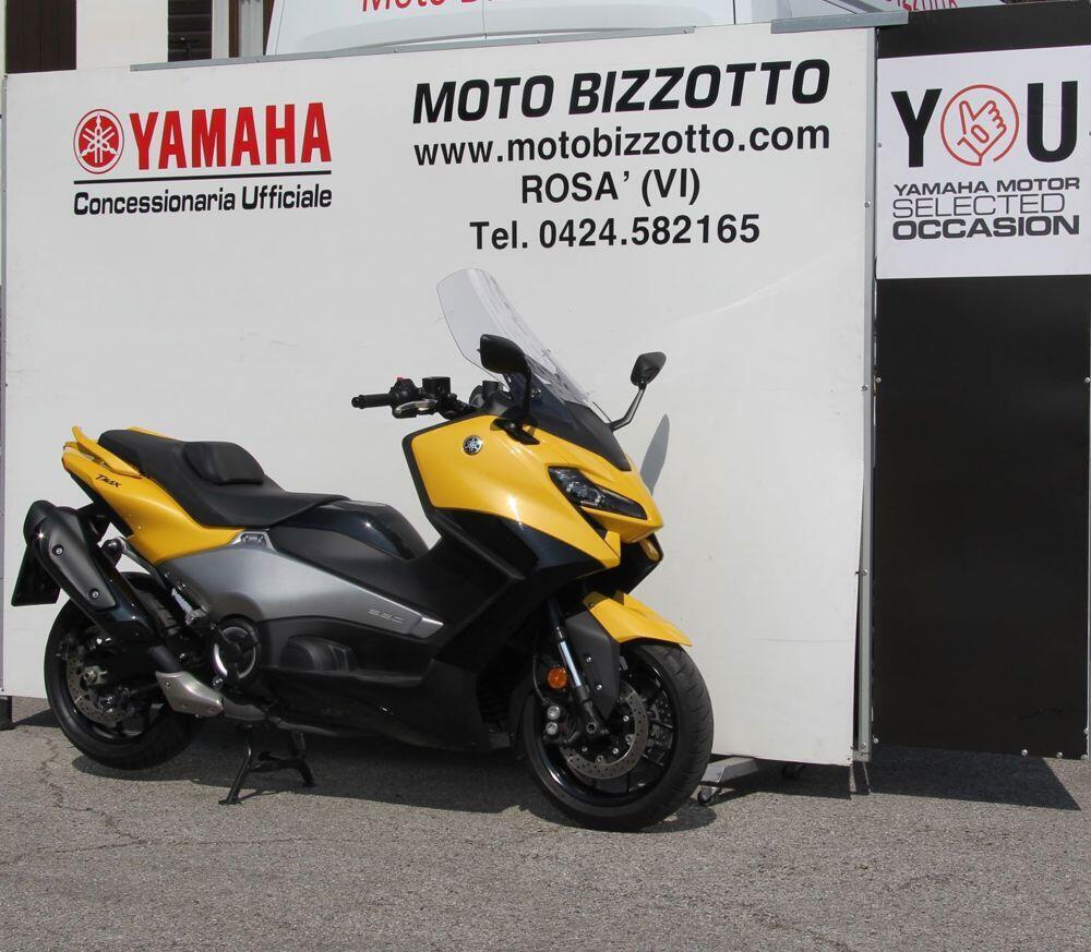 Yamaha T-Max 560 (2022 - 24) (3)
