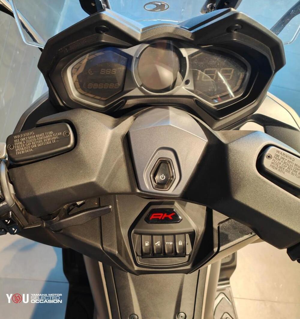 Kymco AK 550 Premium (2023 - 25) (4)