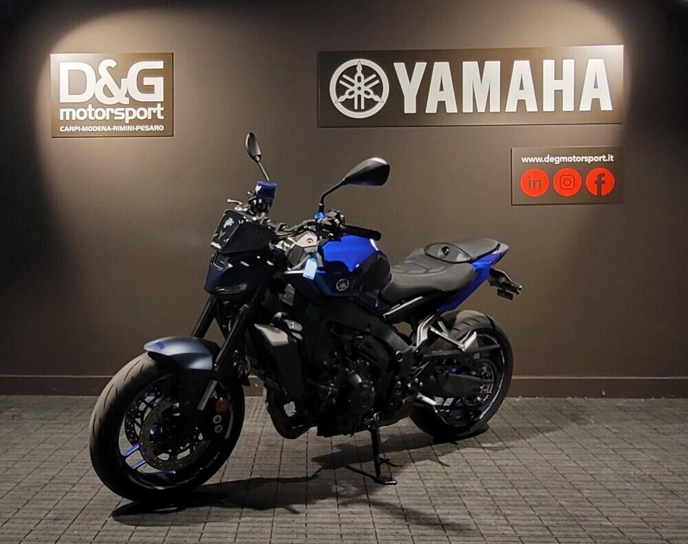Yamaha MT-09 Y-AMT (2024 - 26) (2)