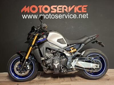 Yamaha MT-09 (2021 - 23) usata