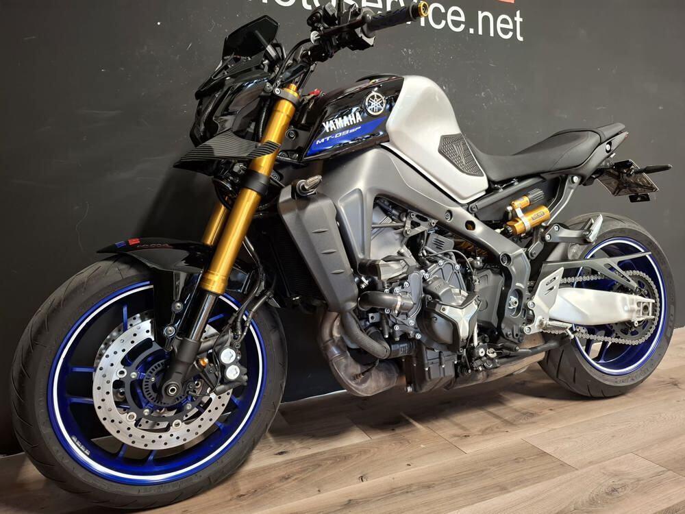 Yamaha MT-09 (2021 - 23) (2)