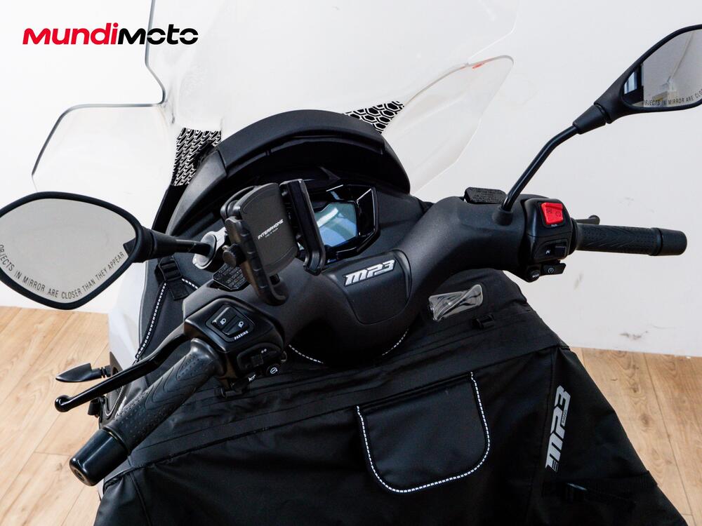 Piaggio Mp3 300 Sport LT NO ABS (2017 - 18) (9)