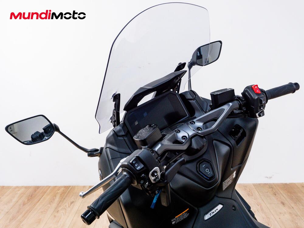 Yamaha T-Max 560 Tech Max (2025 - 26) (11)