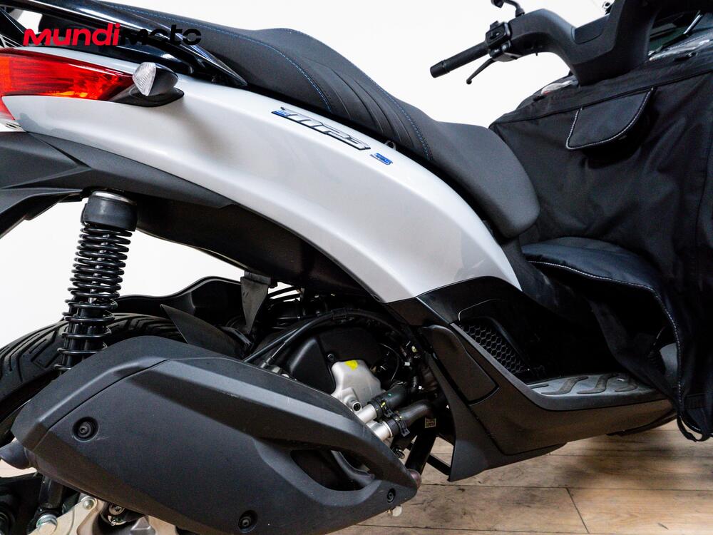 Piaggio Mp3 300 Sport LT NO ABS (2017 - 18) (4)