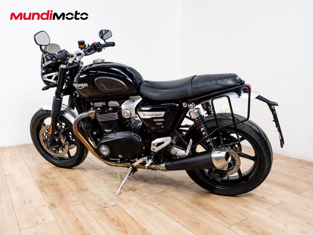 Triumph Speed Twin 1200 (2025 - 26) (7)