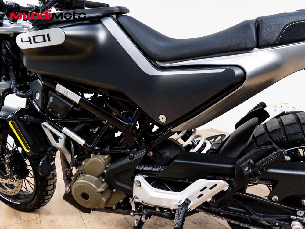 Husqvarna Svartpilen 401 (2018 - 19) (10)