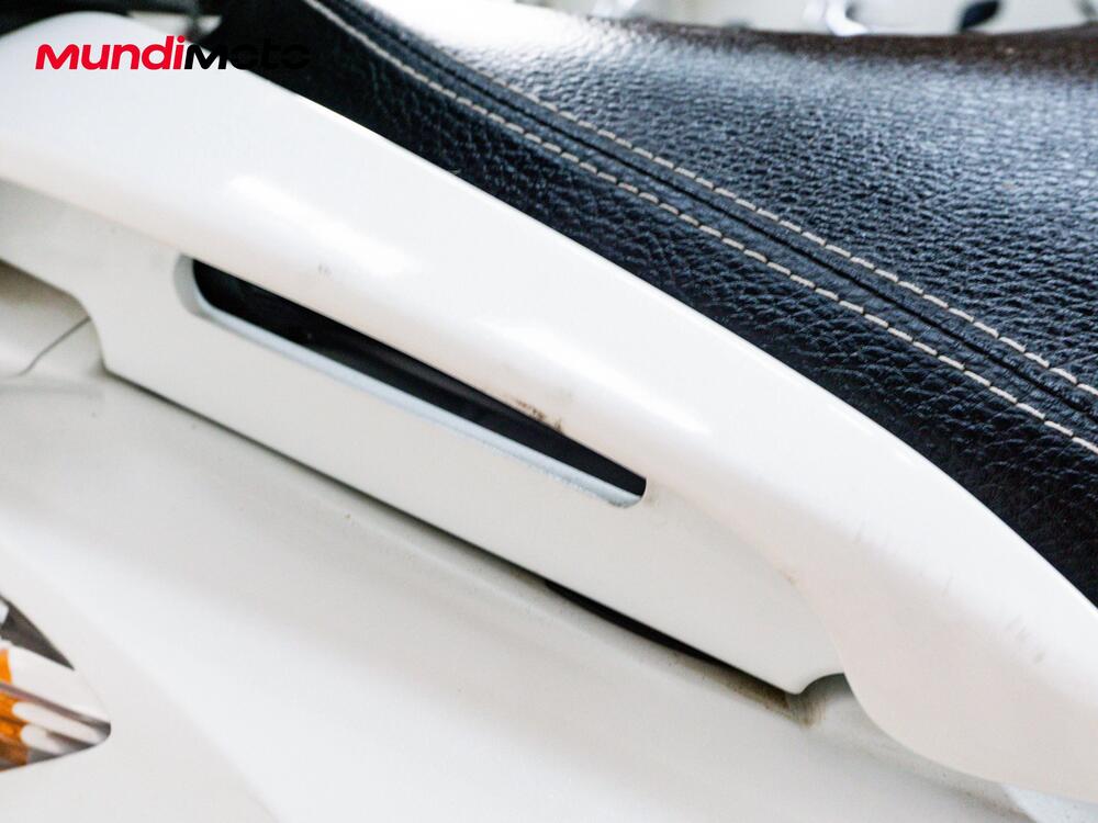 Suzuki Burgman UH 200 (2006 - 12) (15)