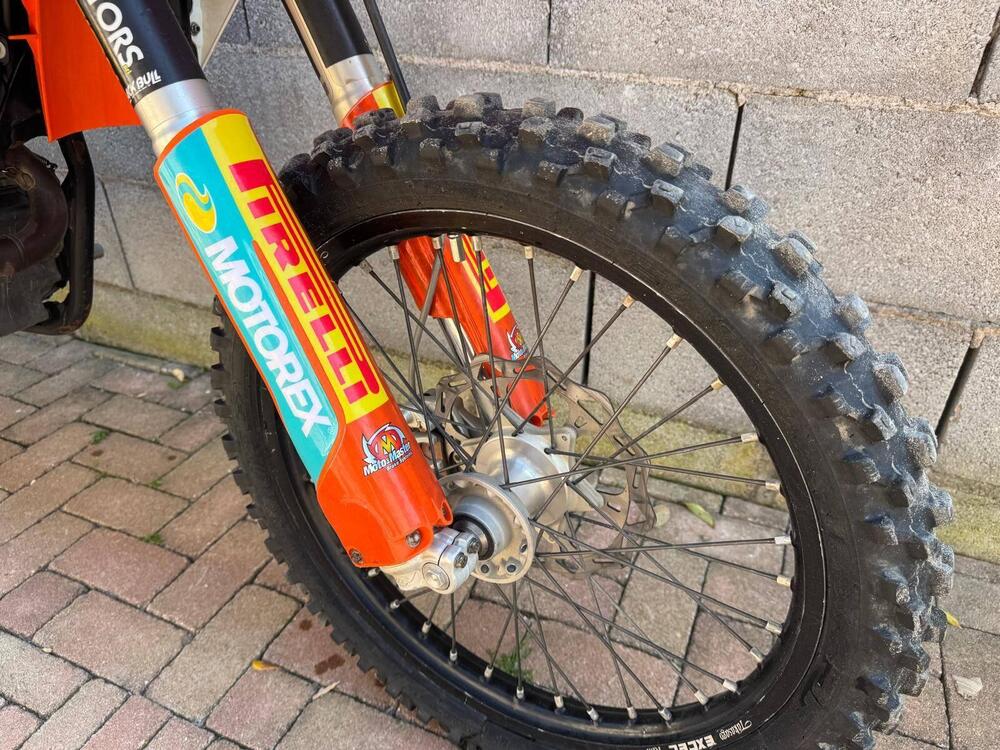 KTM 250 SX-F (2023) (4)