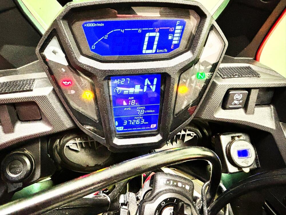 Honda Africa Twin CRF 1000L (2016 - 17) (6)