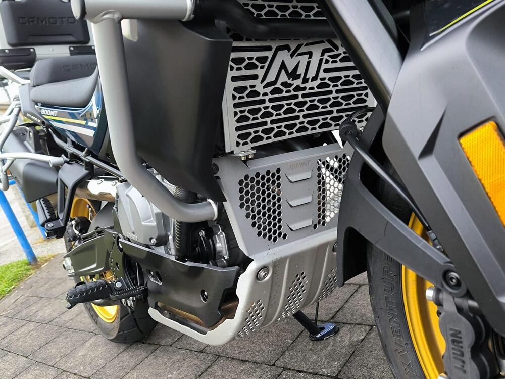 CFMOTO 800MT Touring (2022 - 26) (8)
