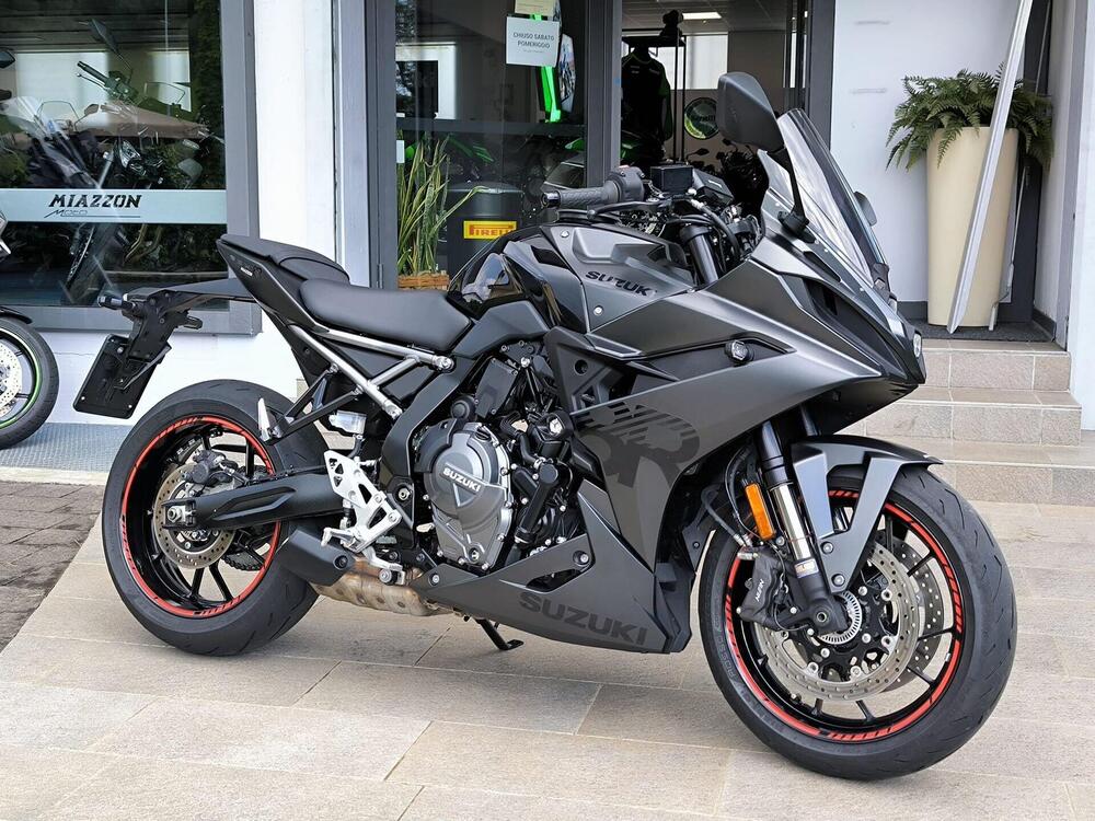 Suzuki GSX-8R (2024 - 26)