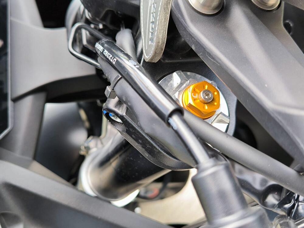 Suzuki GSX-8R (2024 - 26) (14)