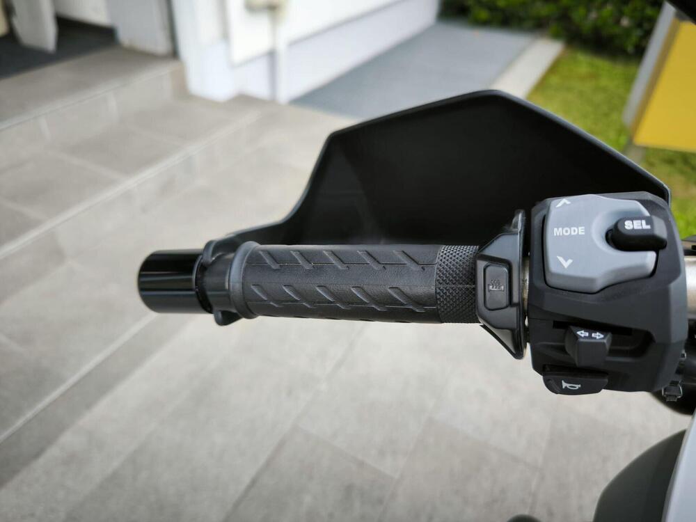 Suzuki V-Strom 650XT (2021 - 25) (8)