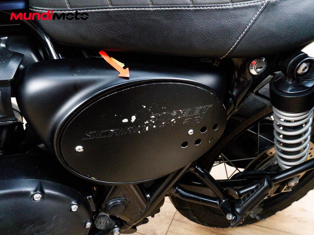 Triumph Street Scrambler 900 Gold Line Edition (2021 - 23) (14)