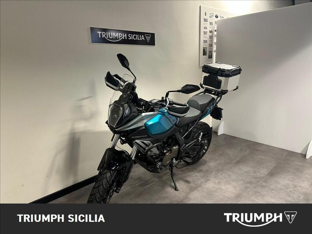 QJ Motor SRT 550 SX (2024) (5)