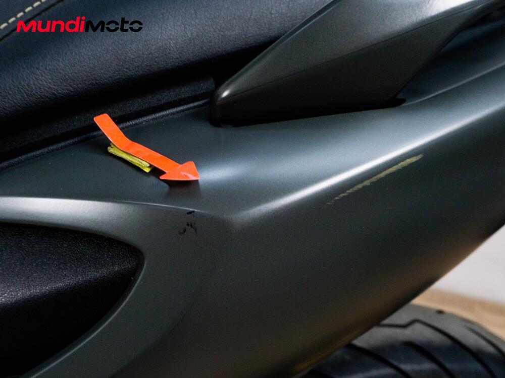 Yamaha T-Max 560 Tech Max (2020) (14)