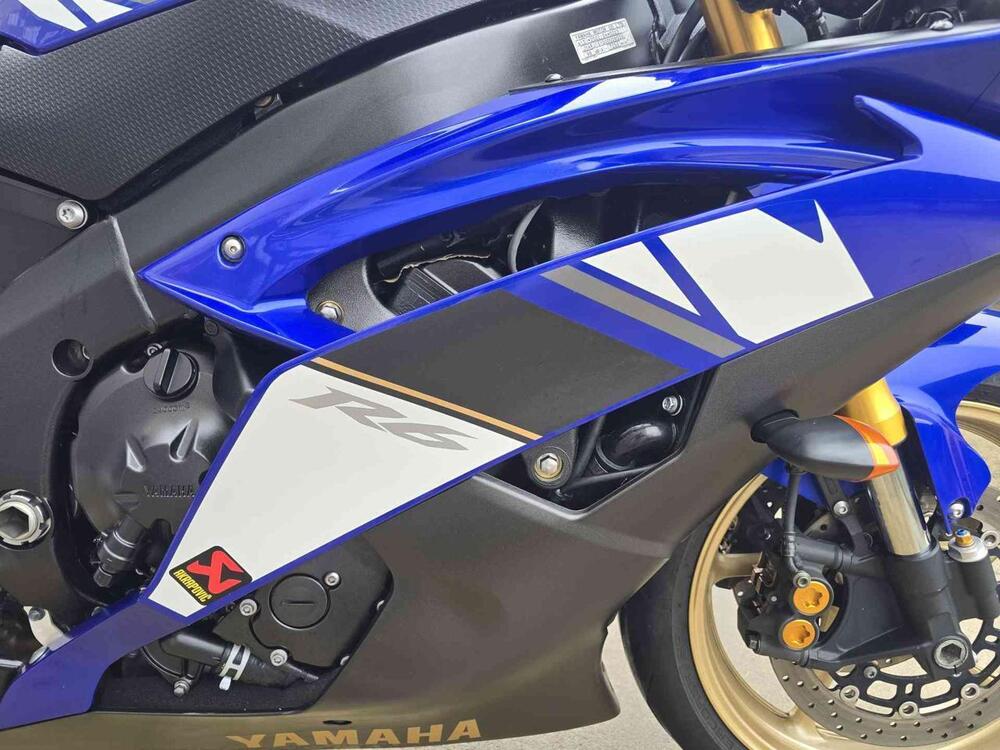 Yamaha YZF R6 (2008 - 09) (8)