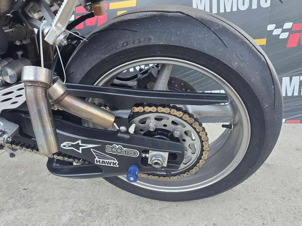 Yamaha YZF R1 (2009 - 11) (8)