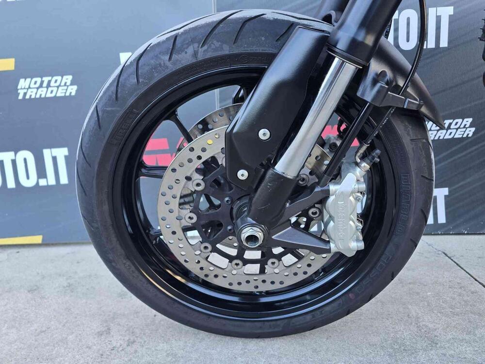 Ducati Hypermotard 796 (2012) (12)