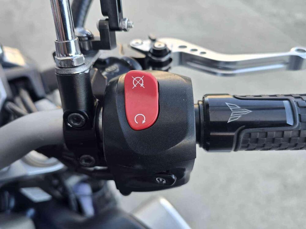 Yamaha MT-01 (2005- 11) (12)