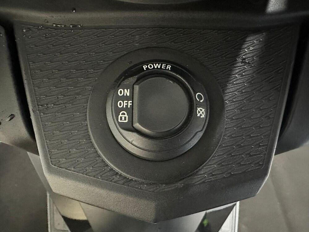 Bmw C 400 GT (2021 - 24) (4)